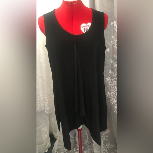 Flowy Tank Top - Picture 1 of 3